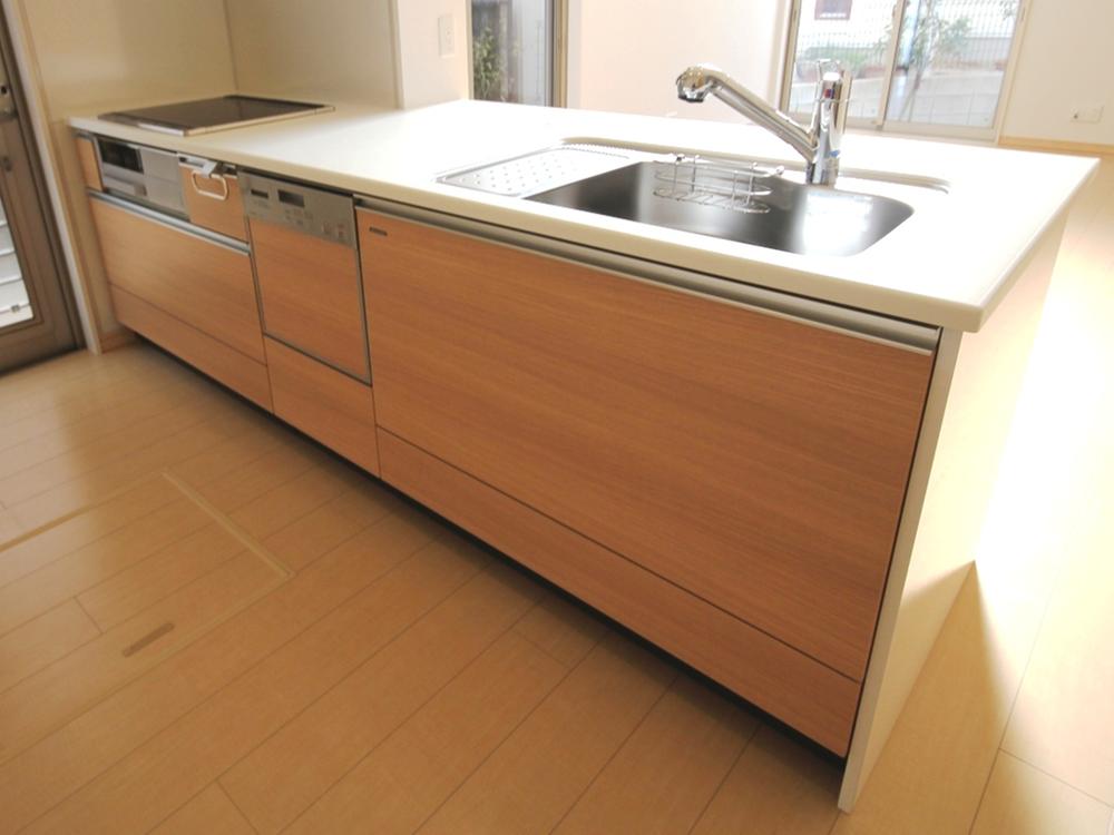 Kitchen. Indoor (10 May 2013) taken No. 2 location