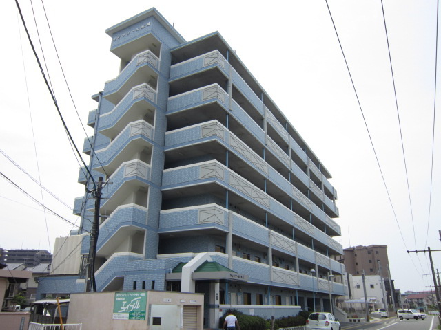 Other room space. Western-style 6 Pledge