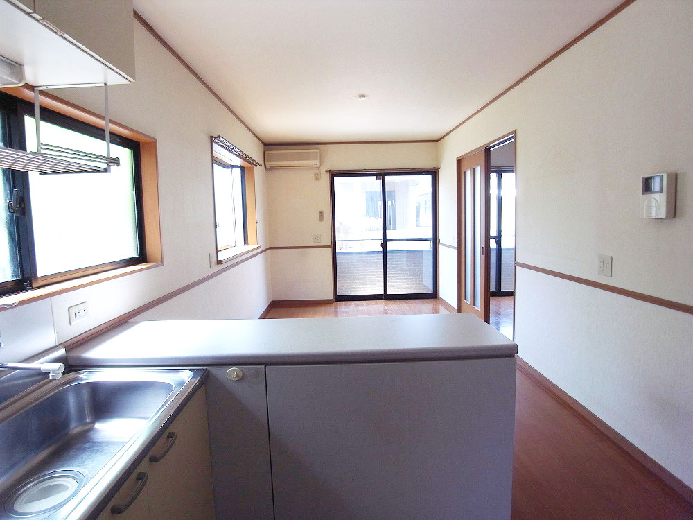 Living and room. Because the corner room window are many bright living