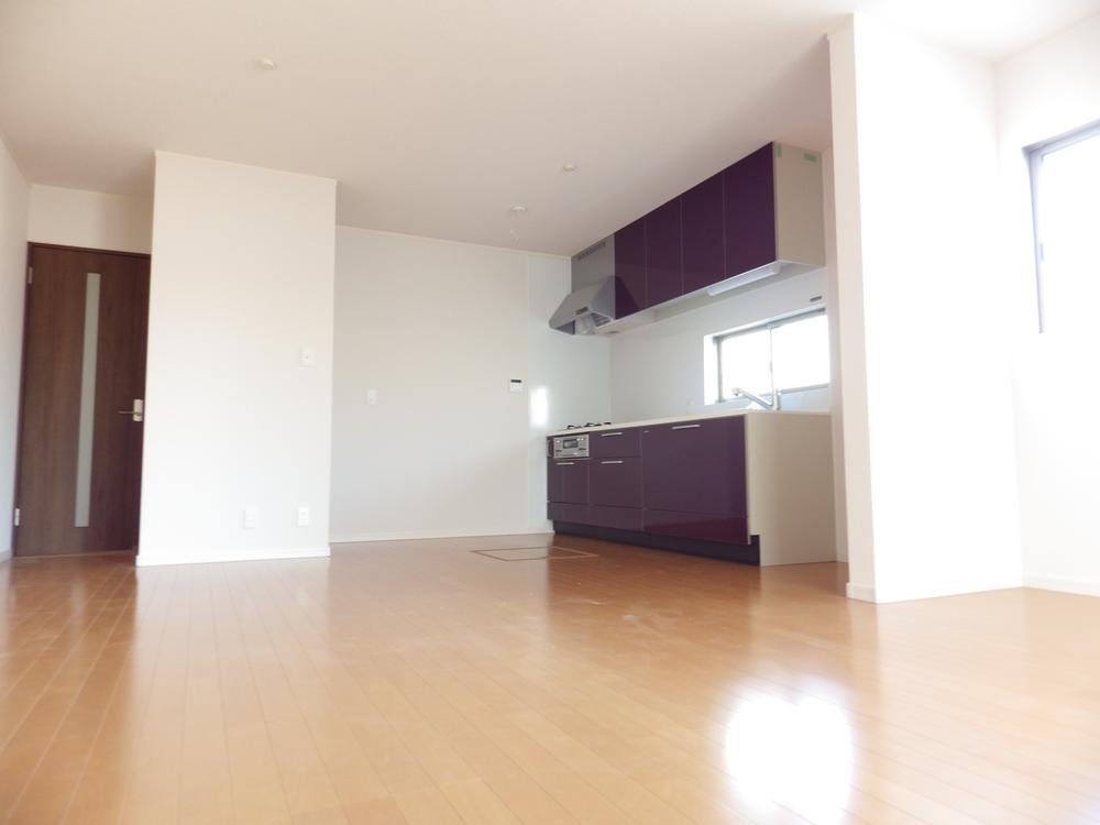 Living. Indoor (10 May 2013) Shooting