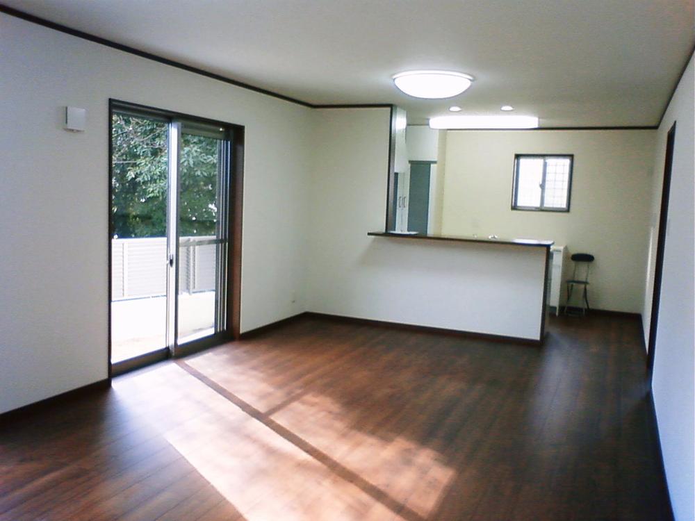 Living. Local (January 2013) Shooting