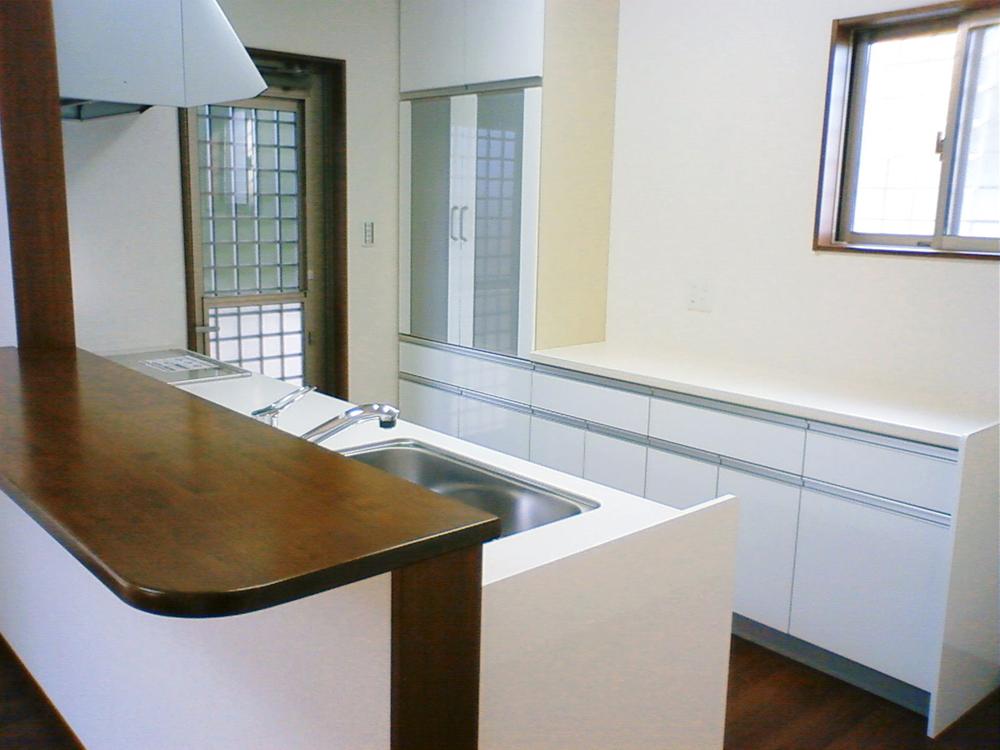 Kitchen. Local (January 2013) Shooting