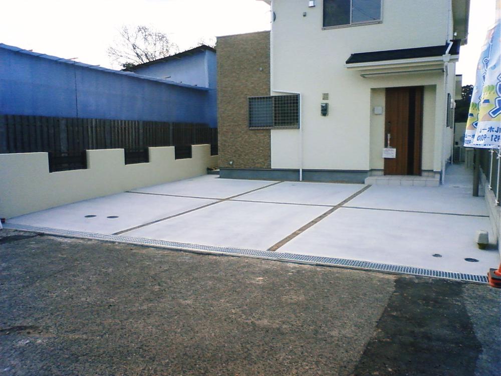 Parking lot. Local (January 2013) Shooting