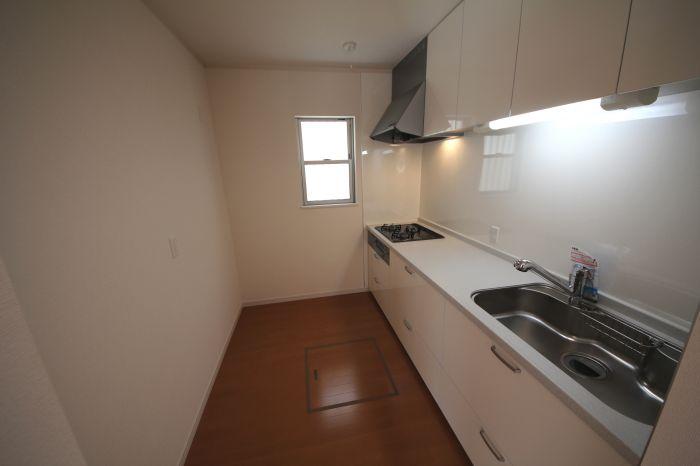 Kitchen.  ※ The same type of use