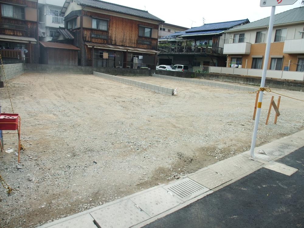 Local appearance photo. Local shooting (10 May 2013)