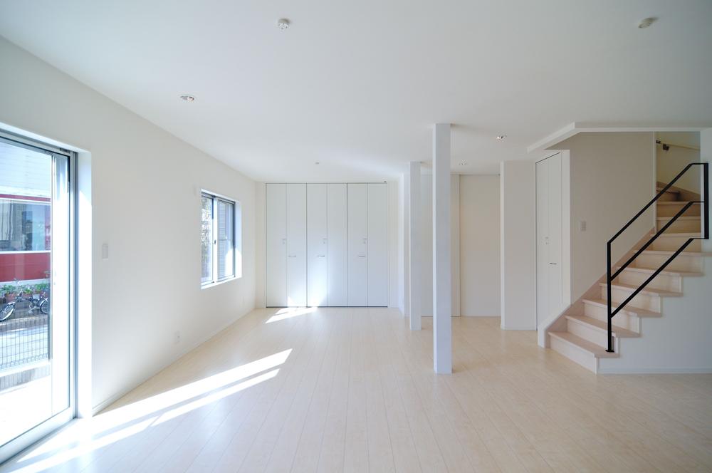 Living. Indoor (10 May 2012) shooting