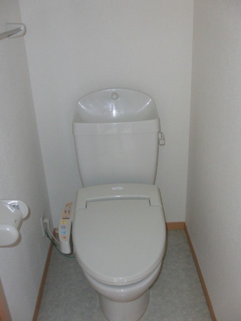 Toilet. It is with washlet!