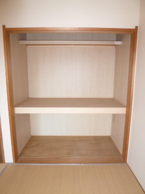 Receipt. It is a large storage ☆