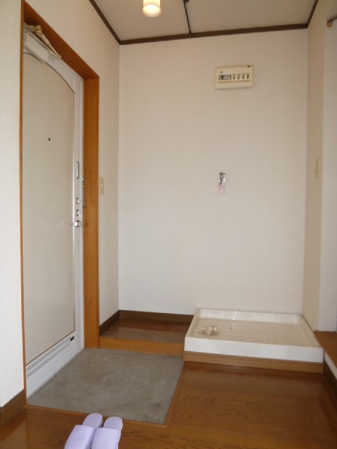 Entrance. It is entrance ☆