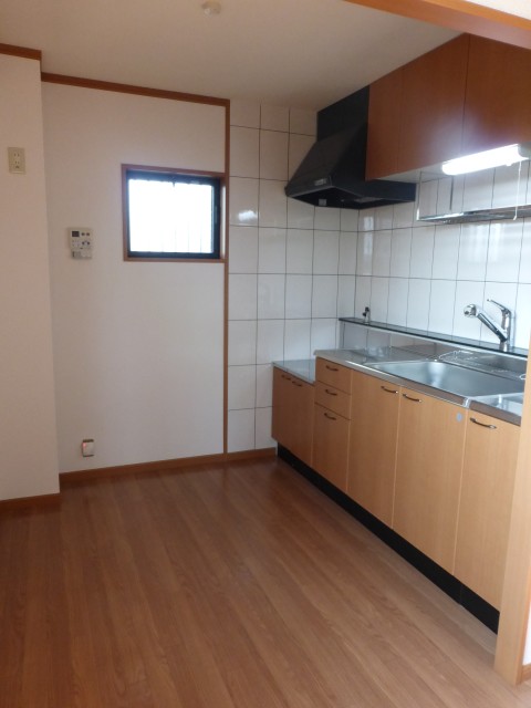 Kitchen. Bright kitchen! !