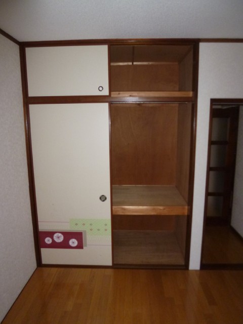 Receipt. There are storage ☆