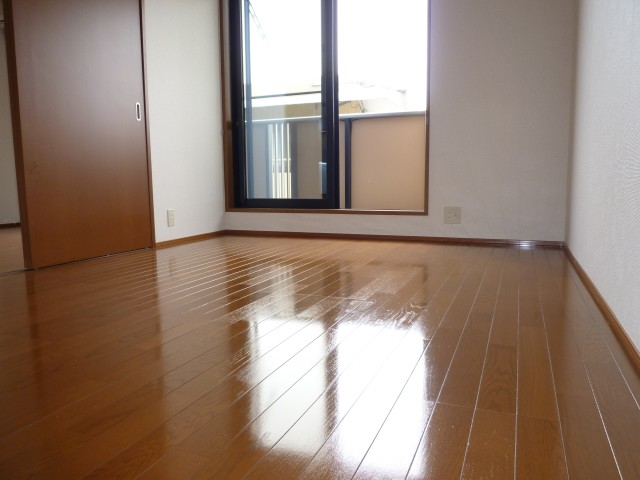 Other room space. Please in the bedroom ☆