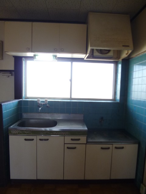 Kitchen. Ventilation easy kitchen ☆