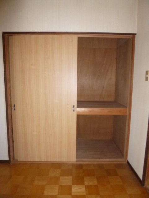 Receipt. There are storage ☆