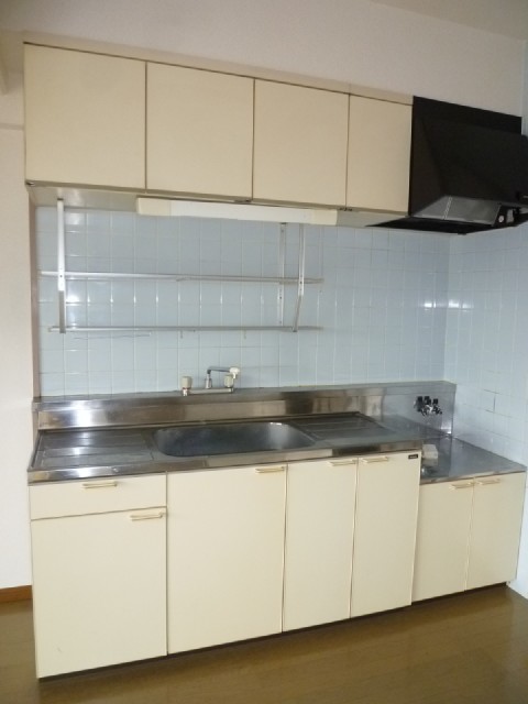 Kitchen. Clean kitchen! !