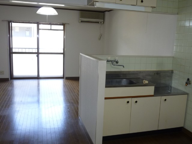 Living and room. dining kitchen