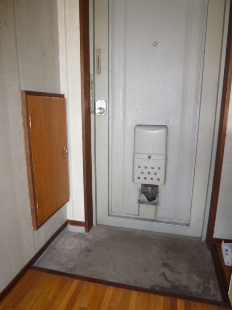 Entrance. Entrance ☆