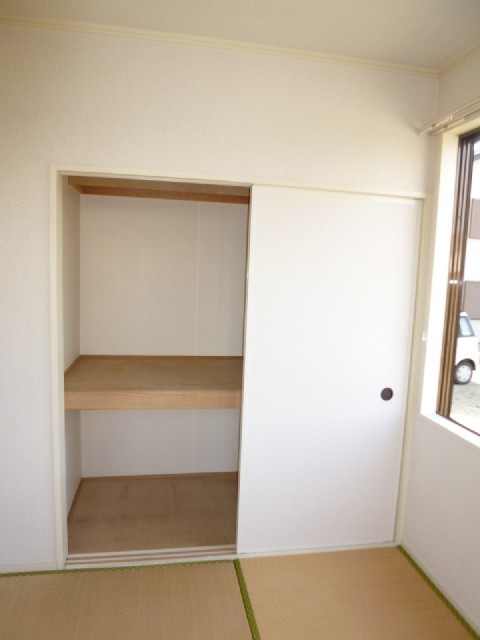 Receipt. Accommodated in two locations! ! 