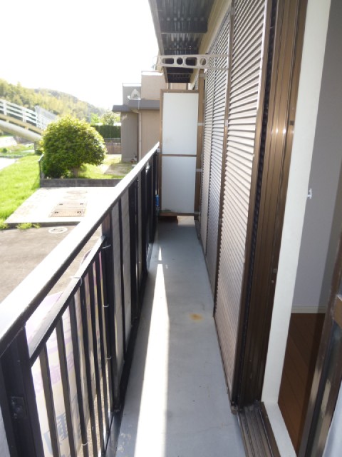 Other room space. Facing south in sunny! ! 