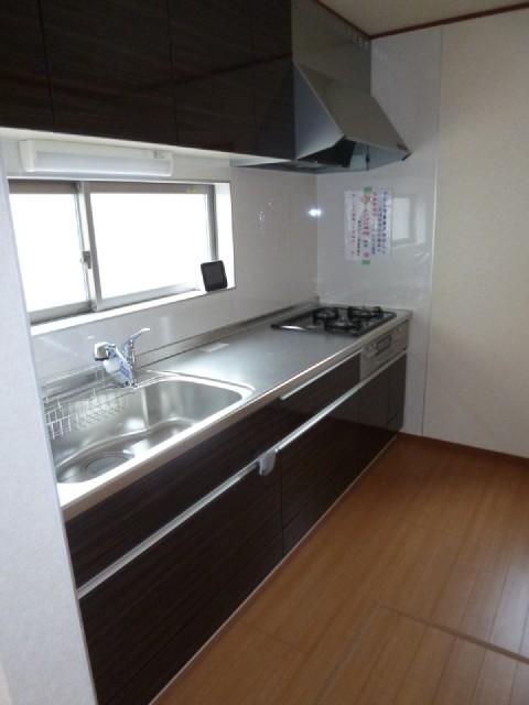 Kitchen. The company construction case