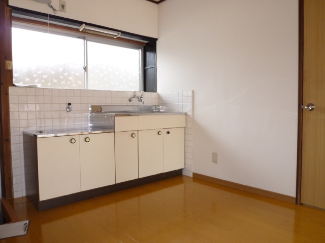 Living and room. Bright living! !