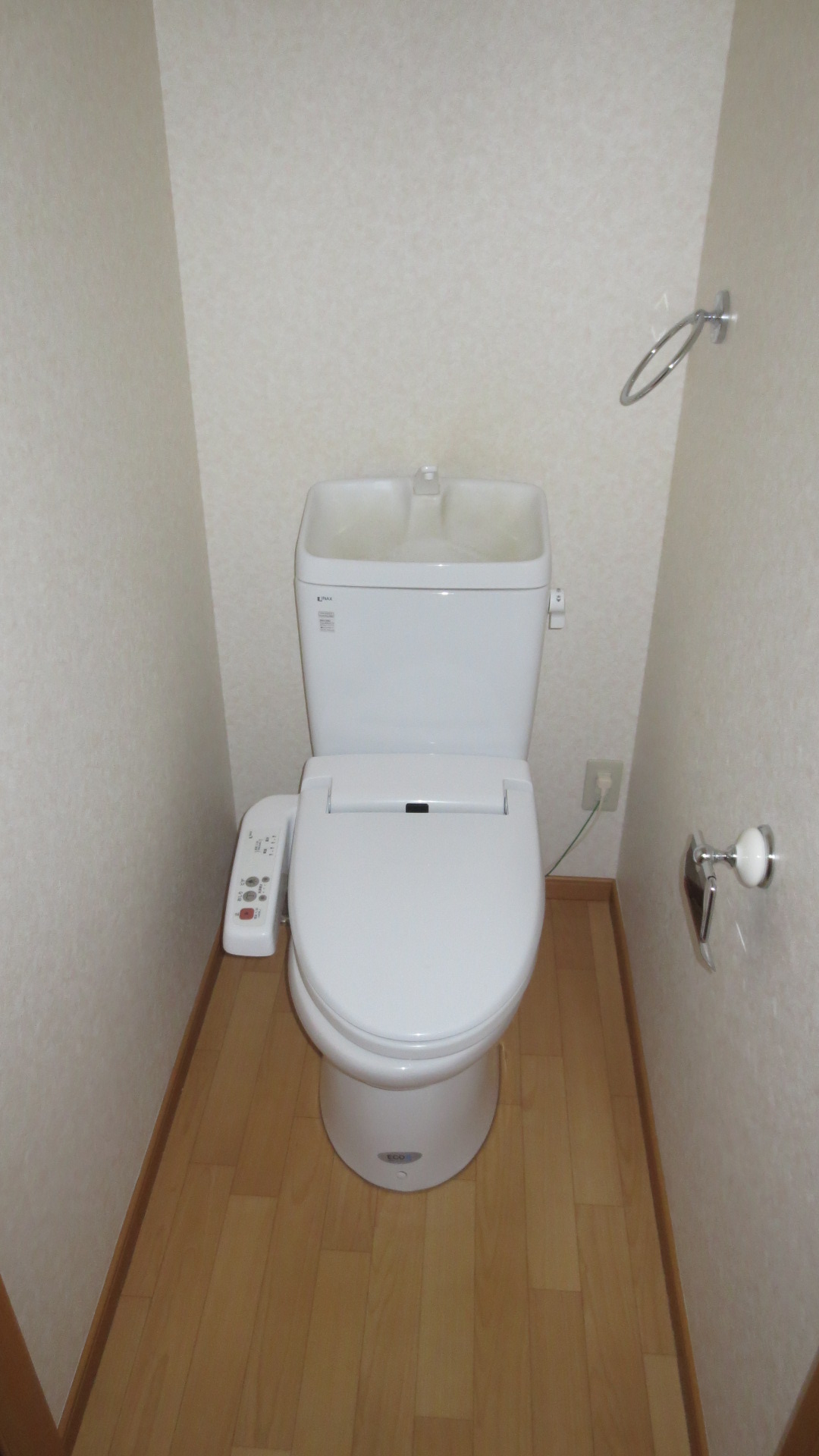 Toilet. Bidet