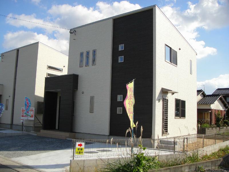 Local appearance photo