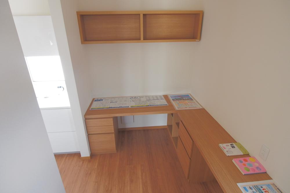 Other introspection. Library 4 tatami kitchen aside