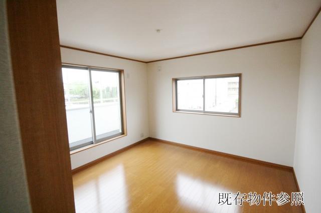 Non-living room. Dihedral daylight Western-style