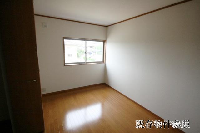 Non-living room. Dihedral daylight Western-style