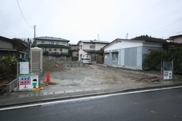 Local photos, including front road