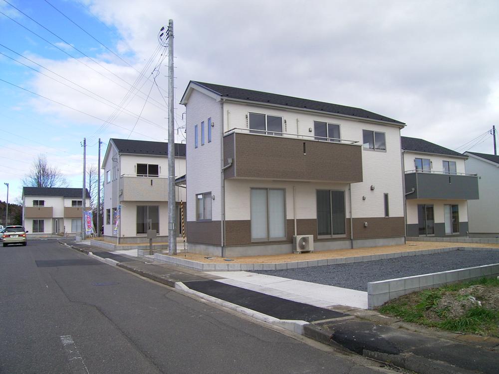 Local photos, including front road