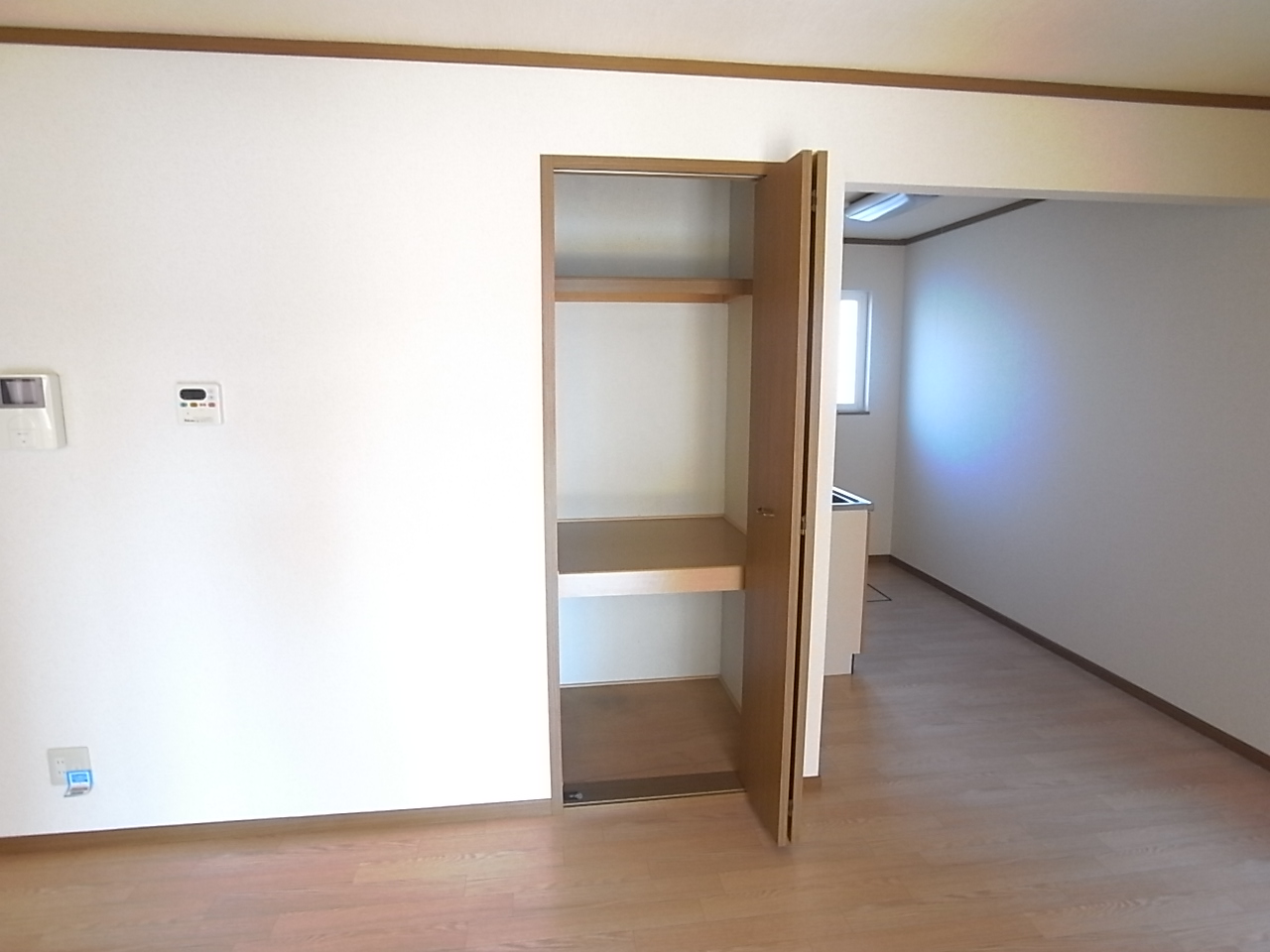 Receipt. 3 places in storage all! 