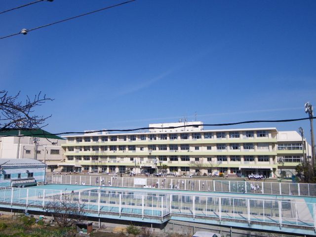 Primary school. City Sunomata up to elementary school (elementary school) 1400m