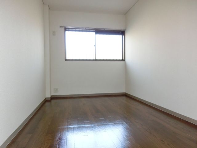 Living and room. White of the wall will show bright rooms