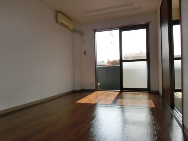 Living and room. Comfortable air-conditioned