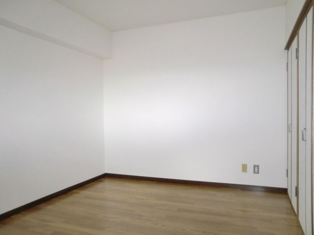 Living and room. The north side of the independent Western-style. 