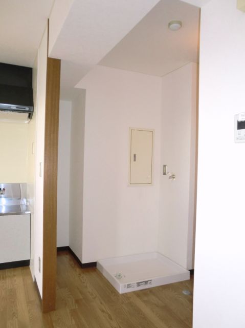 Other room space. Indoor Laundry Storage. 