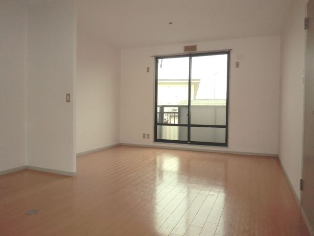 Living and room. In the spacious living room, A comfortable life ・ ・ ・