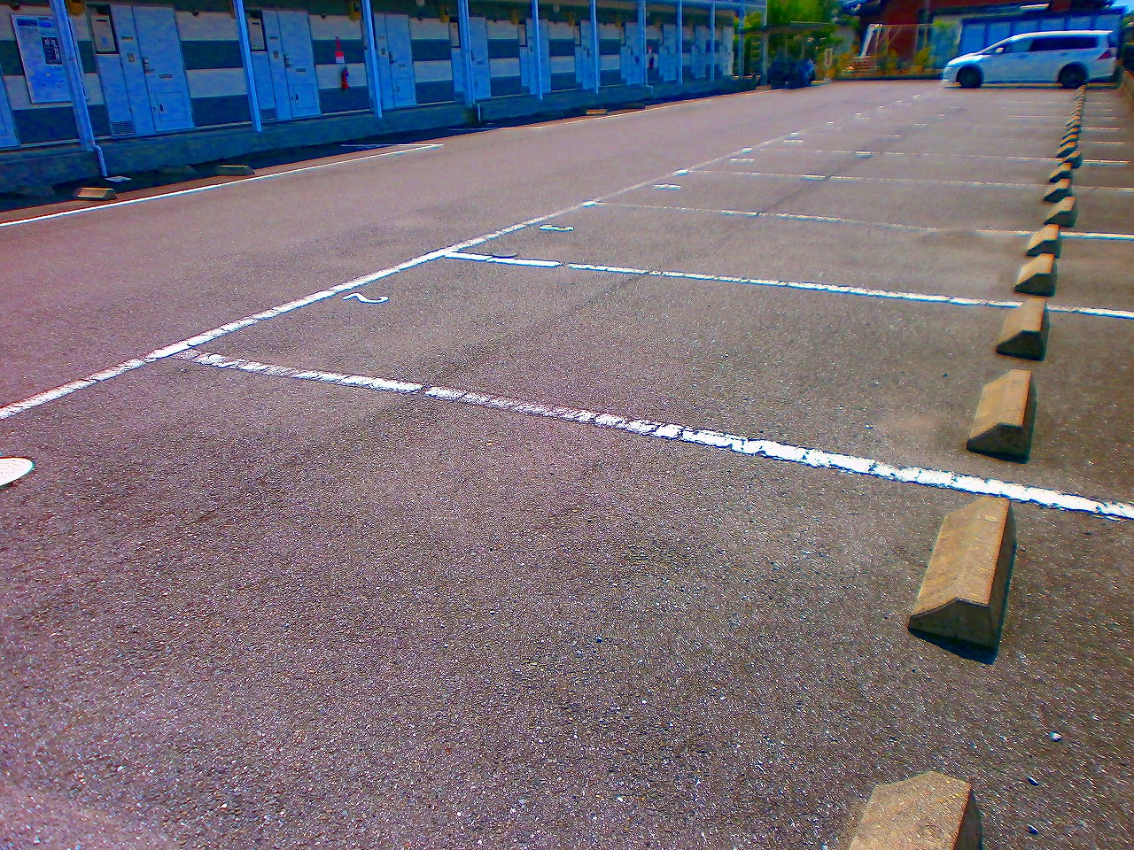 Parking lot. Parking is of course on site! 