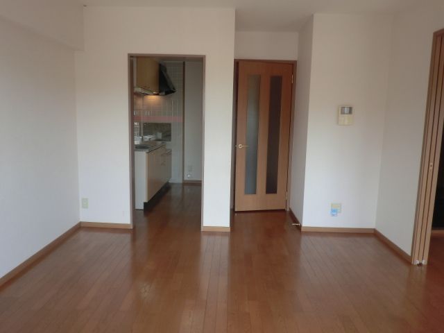 Living and room. It is the state of the living.