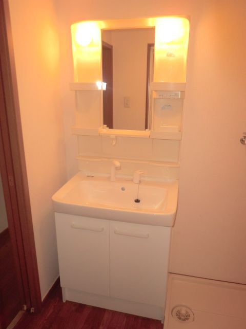 Washroom. You can not miss it in the morning.