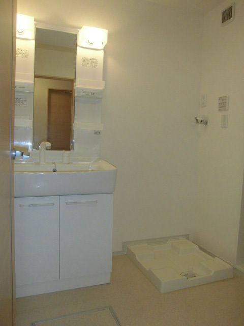 Washroom. You can not miss it in the morning.