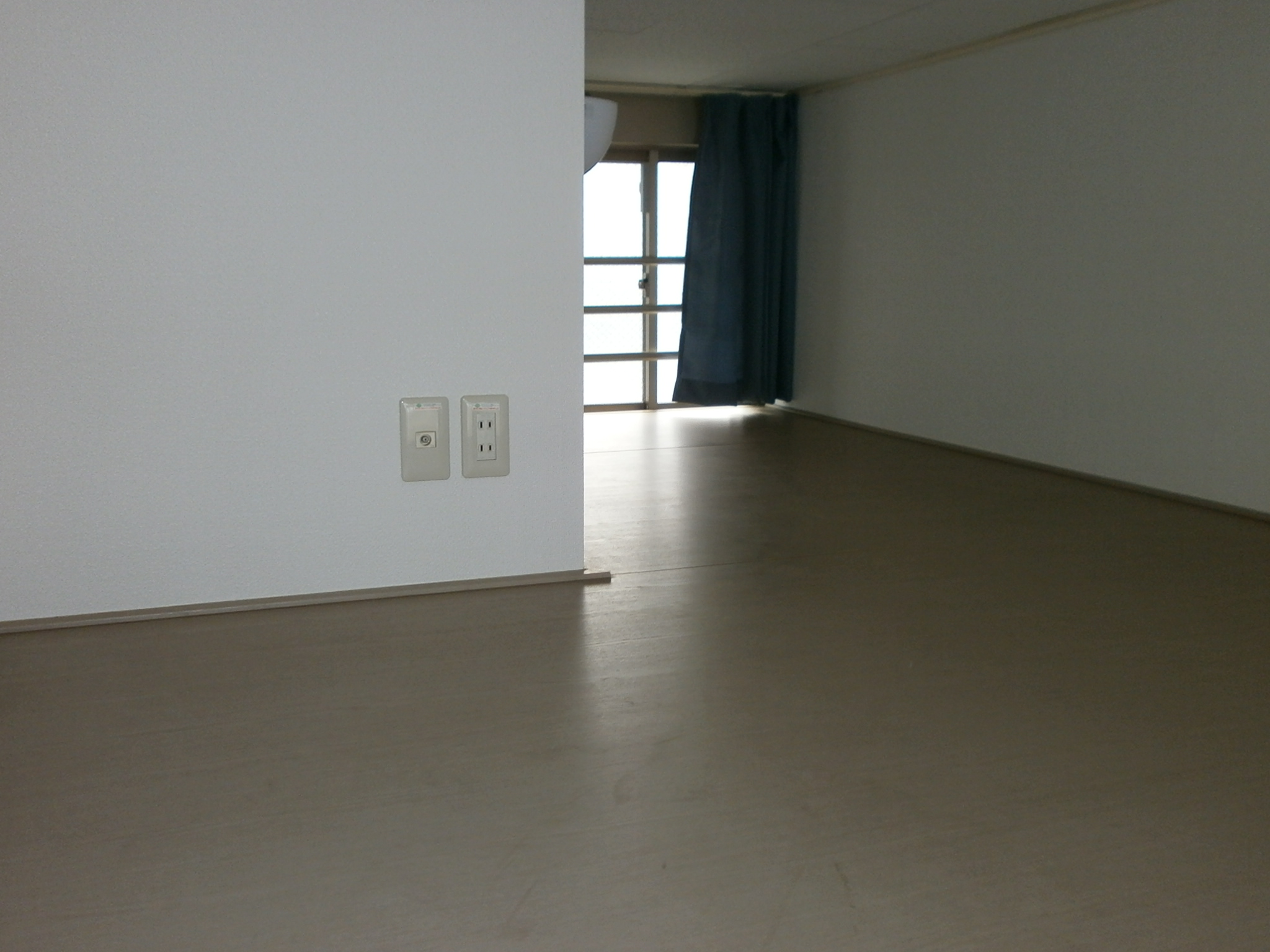 Other room space. Loft is. It is quite wide