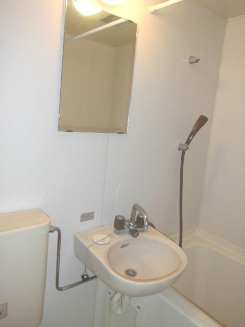 Washroom. You can not miss it in the morning.