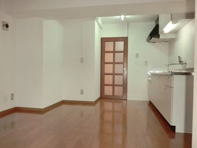 Living and room. It will be dining space. 