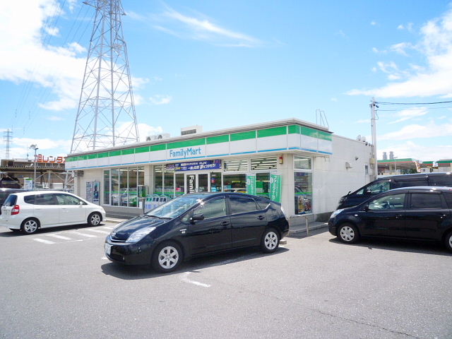 Convenience store. FamilyMart Ogaki lunch-cho store (convenience store) to 762m
