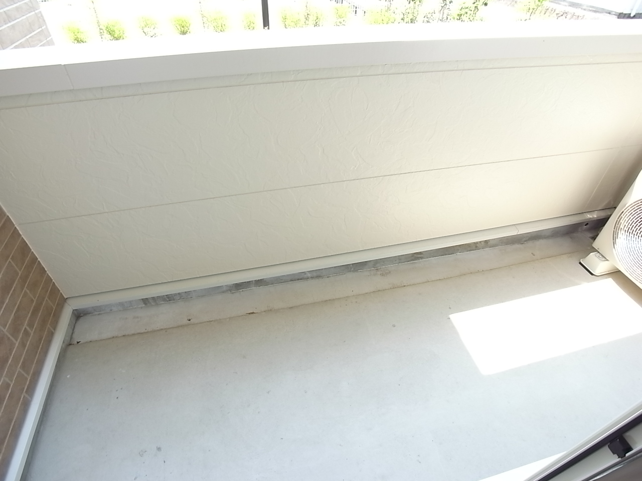 Balcony. Since the south-facing of the sun warm ^^