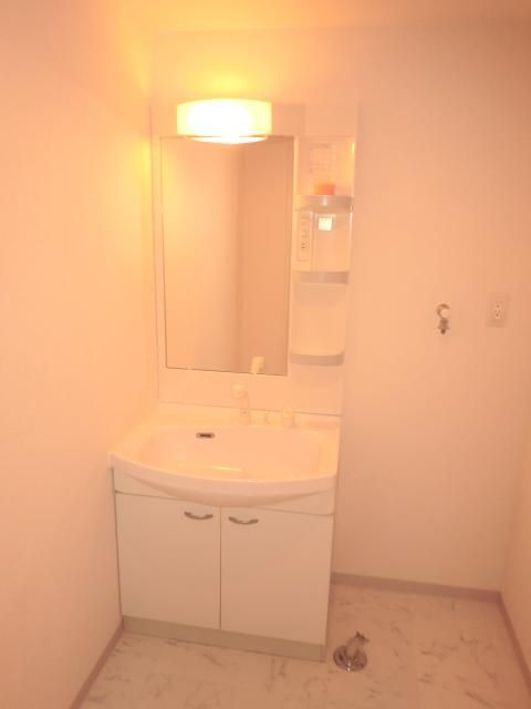 Washroom. You can not miss it in the morning.