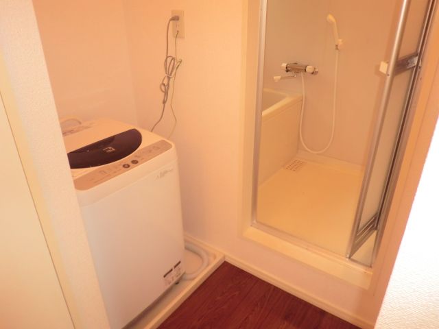 Other Equipment. Also it has a fully automatic washing machine.